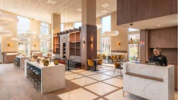 Daily buffet breakfast (EUR 14.90 per person)
