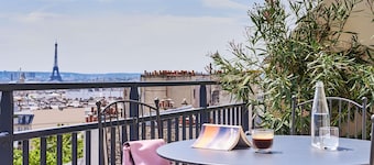 Mercure Paris Butte Montmartre Basilique