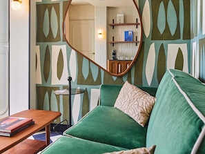 Premium bedding, in-room safe, blackout curtains, soundproofing