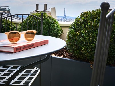 Mercure Paris Butte Montmartre Basilique