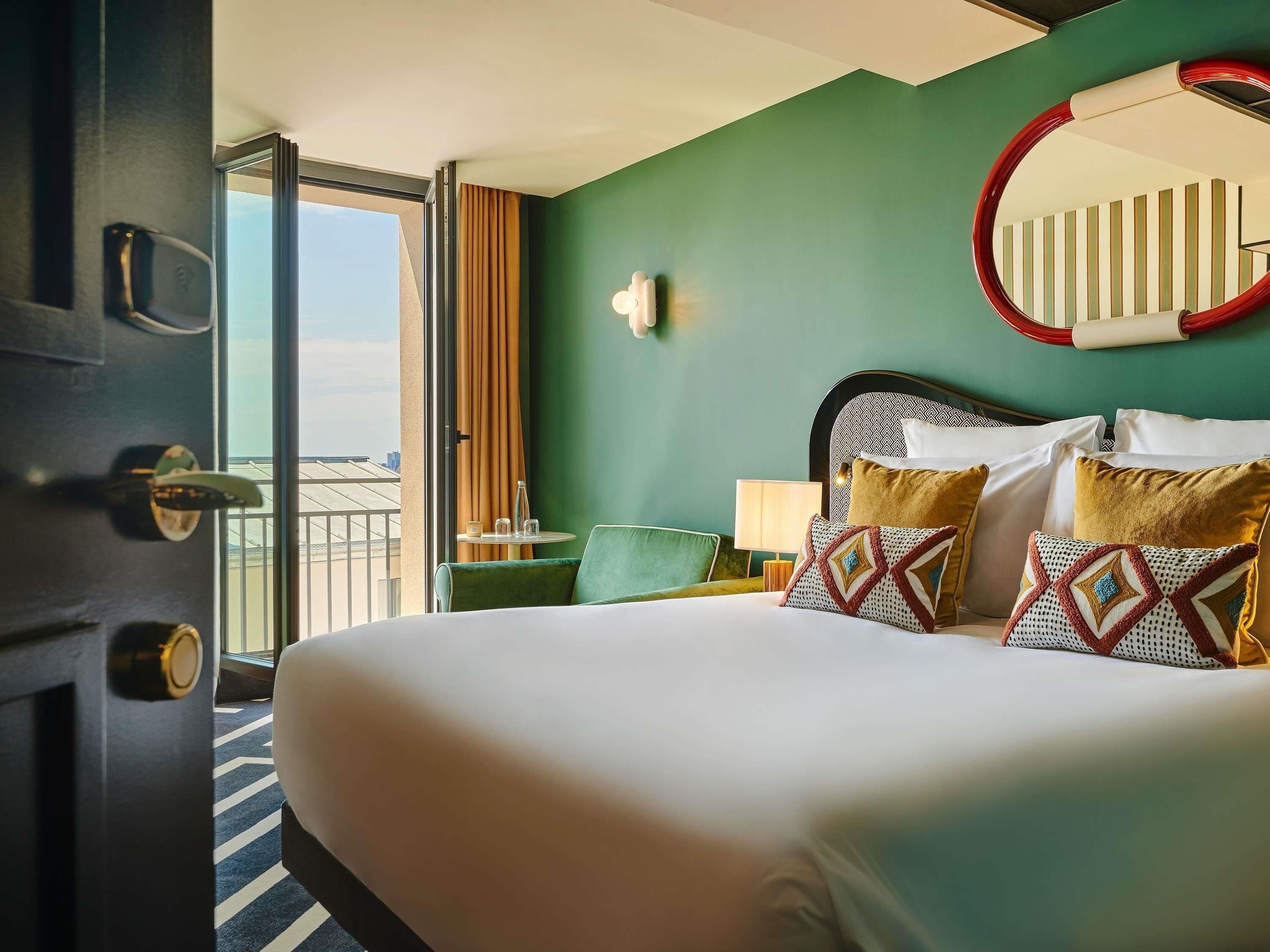Luxe beddengoed, een kluis op de kamer, verduisterende gordijnen