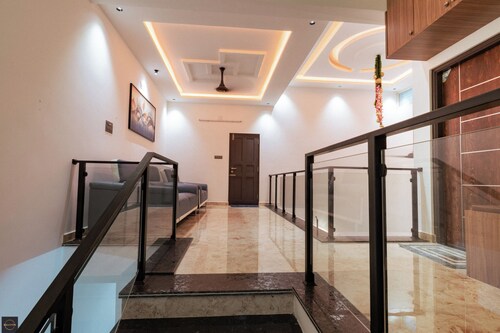 Reunion Marina Villa