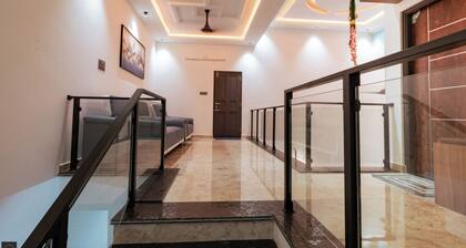 Reunion Marina Villa