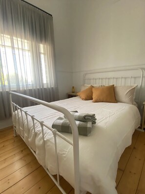 2 camere, ferro/asse da stiro, Wi-Fi, lenzuola