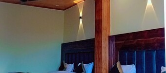 HOTEL THE PINE VILLA MUSSOORIE