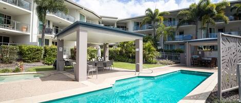 Outdoor pool, a heated pool