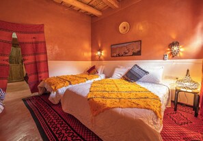 Standard Quadruple Room, Valley View | Free WiFi - auberge atlas gorge dades (Ait Sedrate Jbel El Soufla)