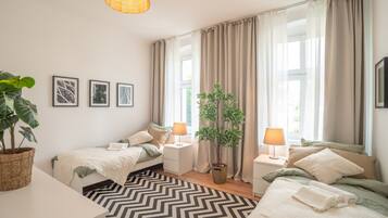 3 Schlafzimmer, Schreibtisch, WLAN, Bettwäsche