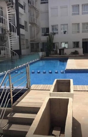 Outdoor pool - Apparemment Haut Standing Agadir (Agadir)