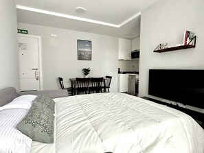 1 Schlafzimmer, Bügeleisen/Bügelbrett, Reisekinderbett, WLAN