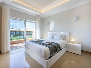 4 bedrooms, iron/ironing board, travel crib, WiFi