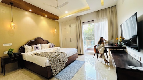 BluO Medicity - Boutique Hotel Gurgaon