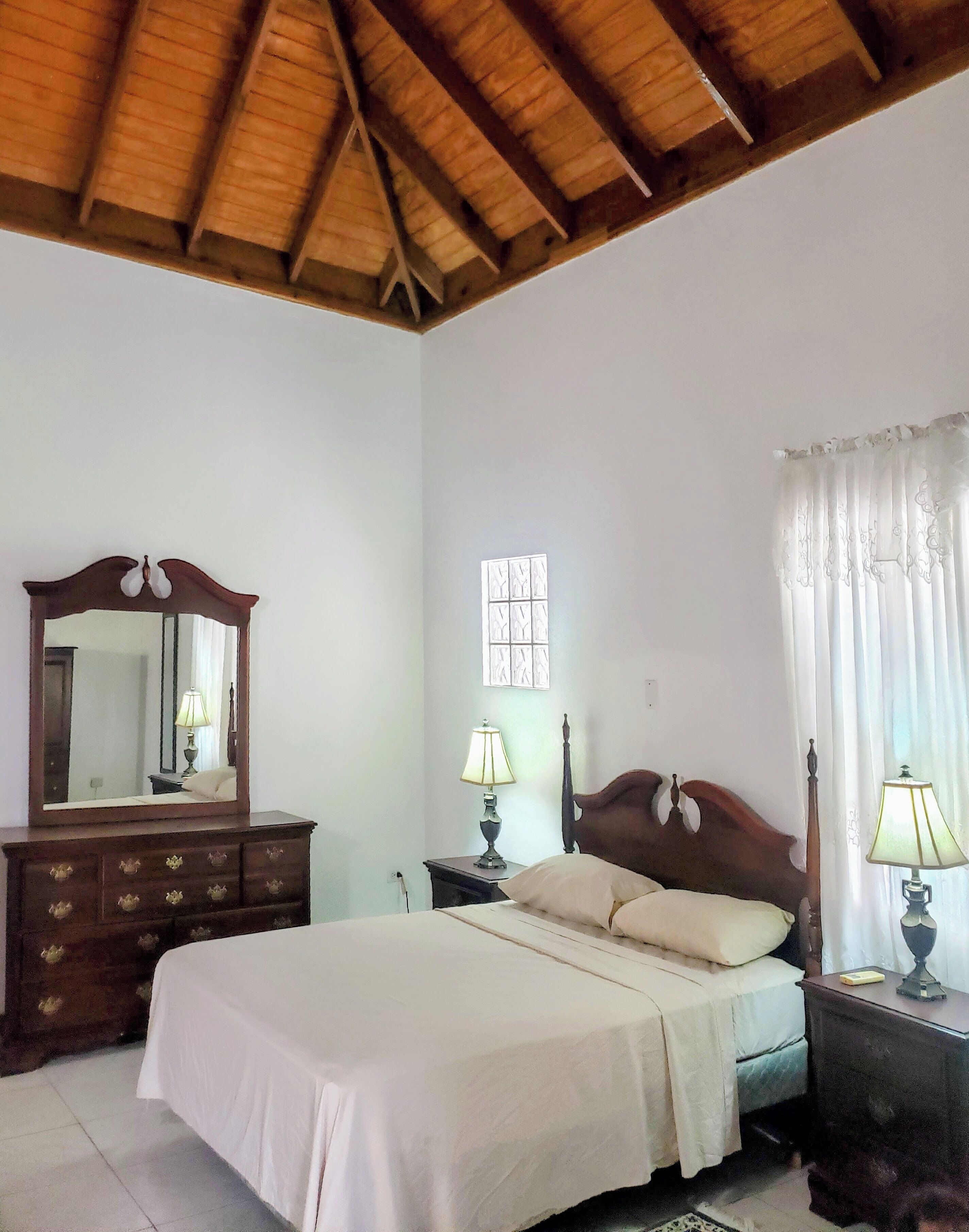 Individuell eingerichtet, Bügeleisen/Bügelbrett, kostenloses WLAN