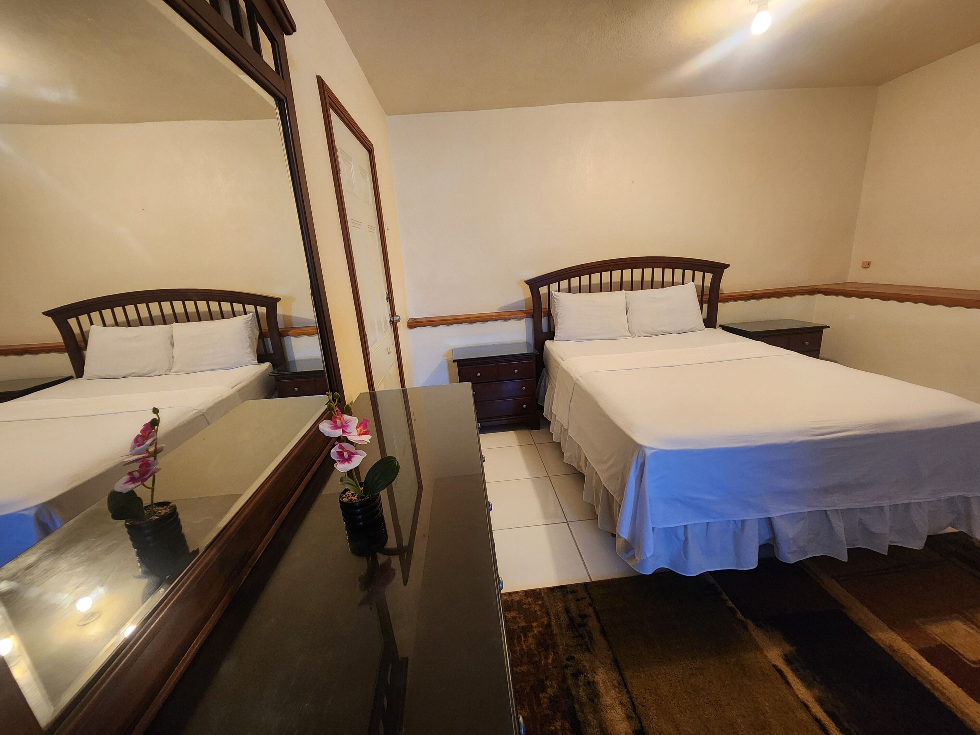 Studio Standard | Ameublement unique, fer et planche à repasser, accès au Wi-Fi (inclus)