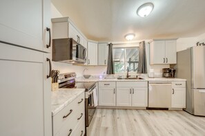 House (2 Bedrooms) | Interior - Snowy Peak Views & Cozy Game Nights: Pine Home (Pine)