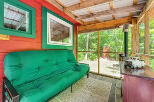 Apartment (0 Bedroom) | Interior