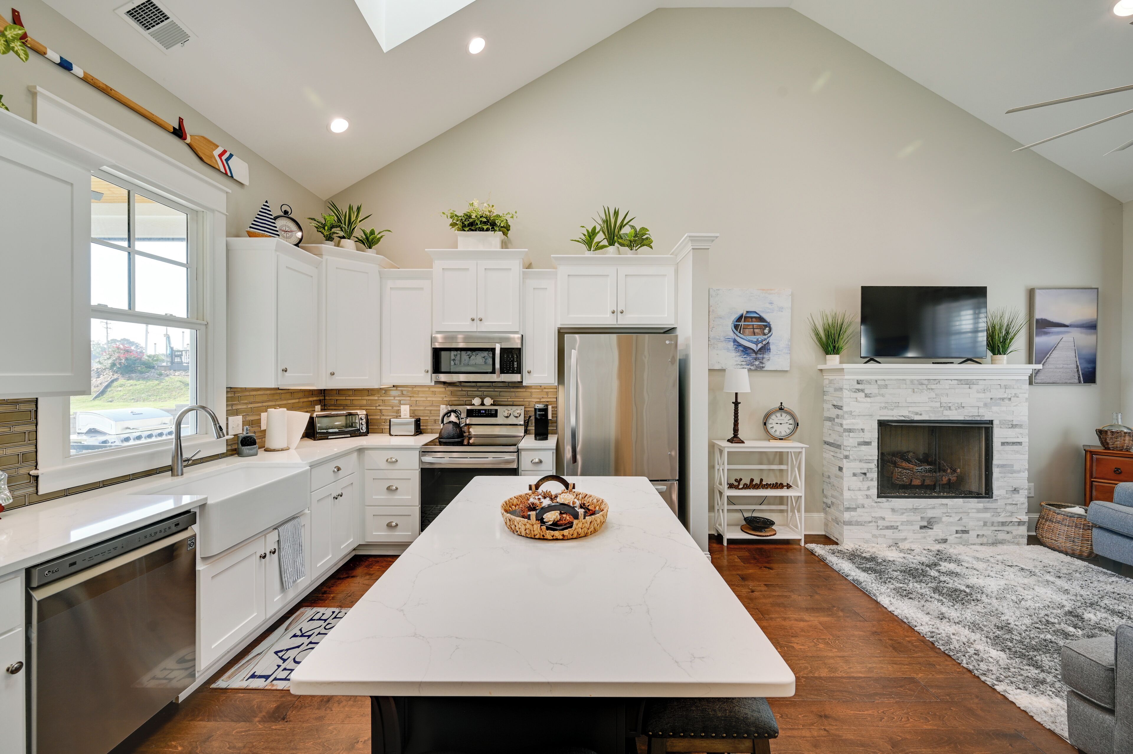 Cottage (2 Bedrooms) | Interior