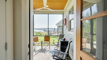 Cottage (2 Bedrooms) | Interior