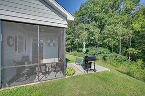 Cottage (2 Bedrooms) | Interior