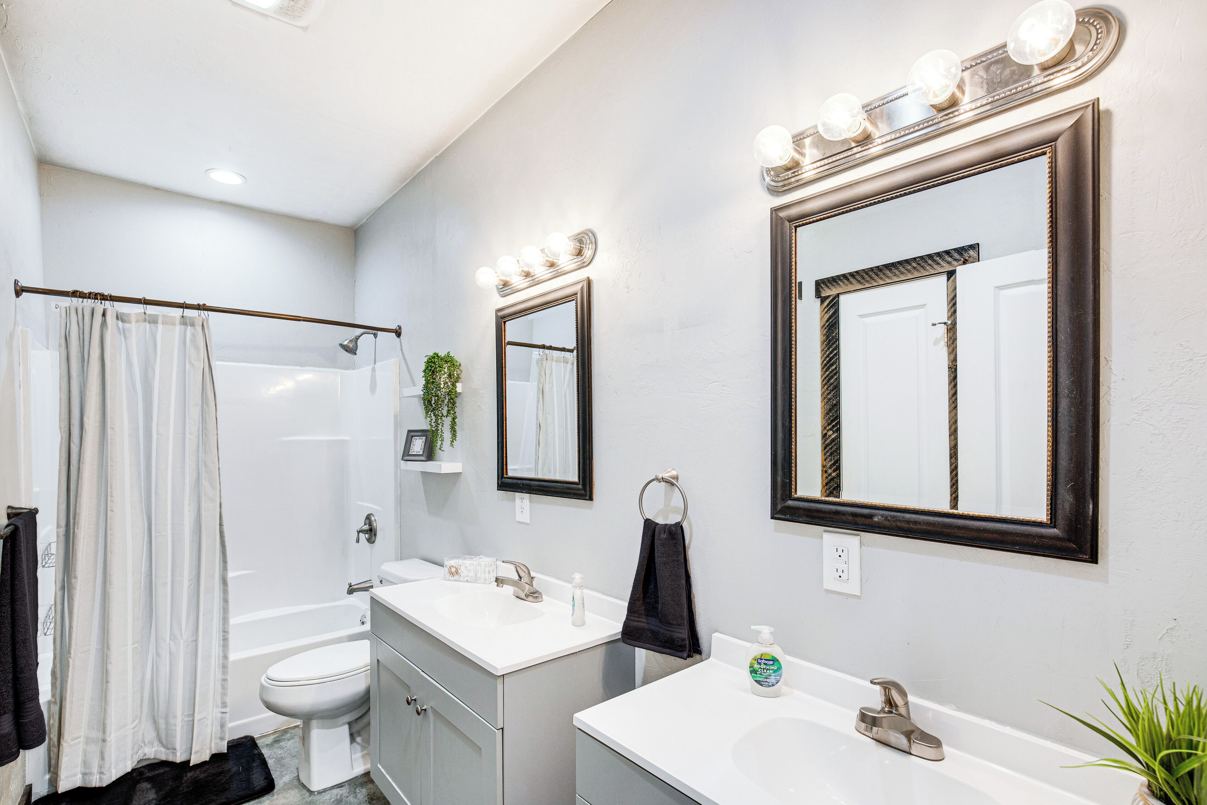 Nhà (3 Bedrooms) | Nội thất