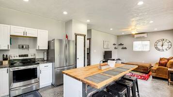 House (2 Bedrooms) | Interior