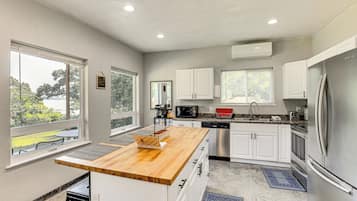 House (2 Bedrooms) | Front of property