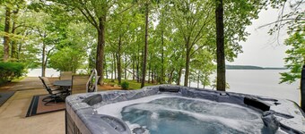 Boat Dock: Lakeside Kentucky Getaway!