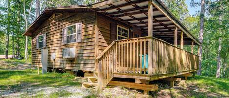 House (2 Bedrooms) | Exterior