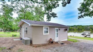 House (1 Bedroom) | Interior