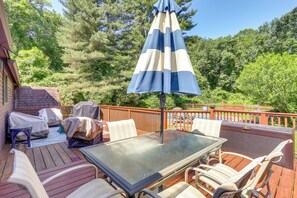 House (5 Bedrooms) | Interior - Spacious East Haddam Retreat w/ Private Pool! (East Haddam)