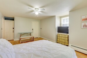 House (5 Bedrooms) | Interior