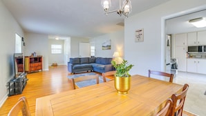 House (3 Bedrooms) | Bahagian dalam