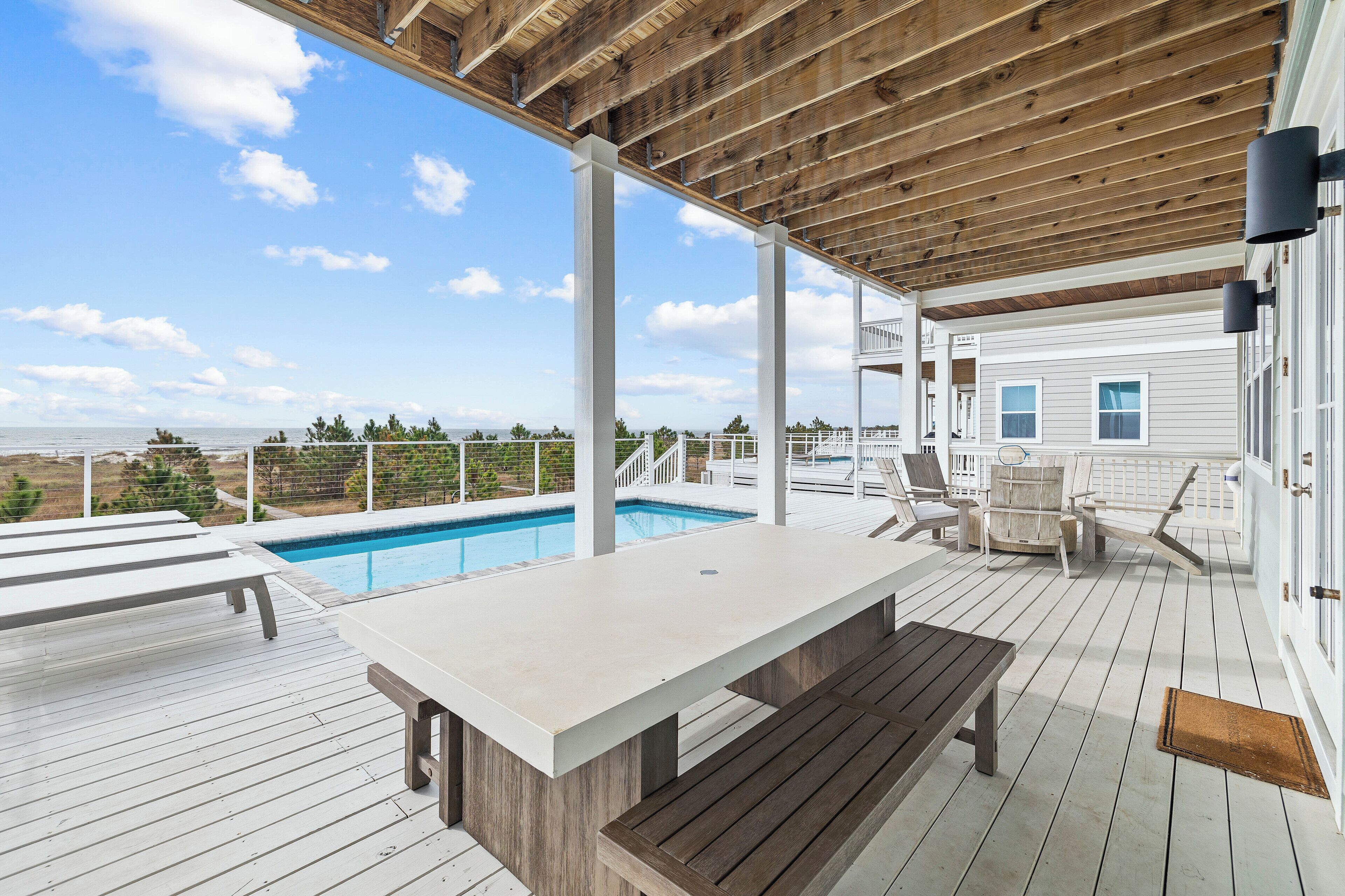 حمّام سباحة مُدفَّأ