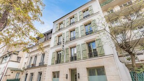 Exterior - Maison du Moulin Vert (Paris)
