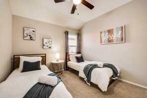 4 quartos, Wi-Fi, roupa de cama