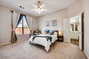 4 Schlafzimmer, WLAN, Bettwäsche