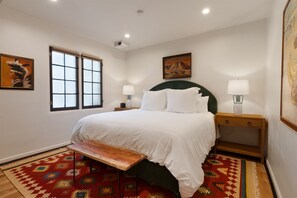 3 soverom, strykejern/-brett, reiseseng for barn og wi-fi