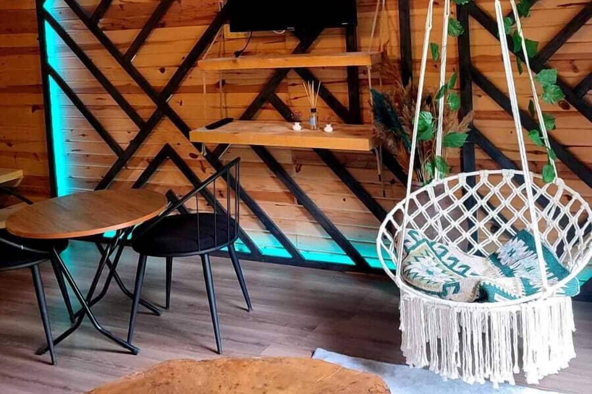 1 chambre, fer et planche à repasser, Wi-Fi gratuit