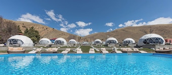 Comuna Sevan beach Glampings