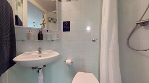 Bathroom - Manchester Gardens (Manchester)