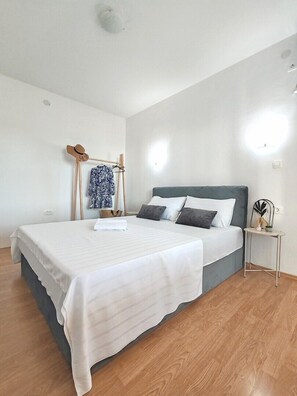 2 bedrooms, bed sheets - Apartment for 6 people. (Neum)