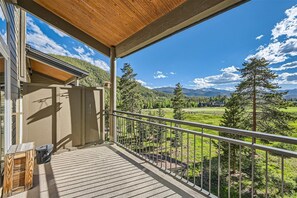 公寓式客房, 2 间卧室 | 阳台