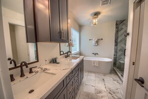 Casa, 5 habitaciones | Baño | Toallas 