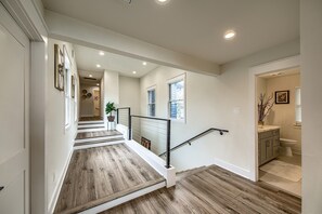 Interior - Cl 874 Million Dollar View 5 Bedroom Home by RedAwning (Canyon Lake)