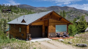 Cabin, 3 Bedrooms | Exterior