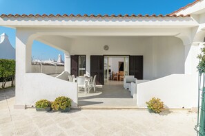 Front of property - Villetta Creta Rossa (Ostuni)