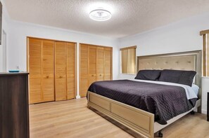 4 chambres, bureau, fer et planche à repasser, Wi-Fi