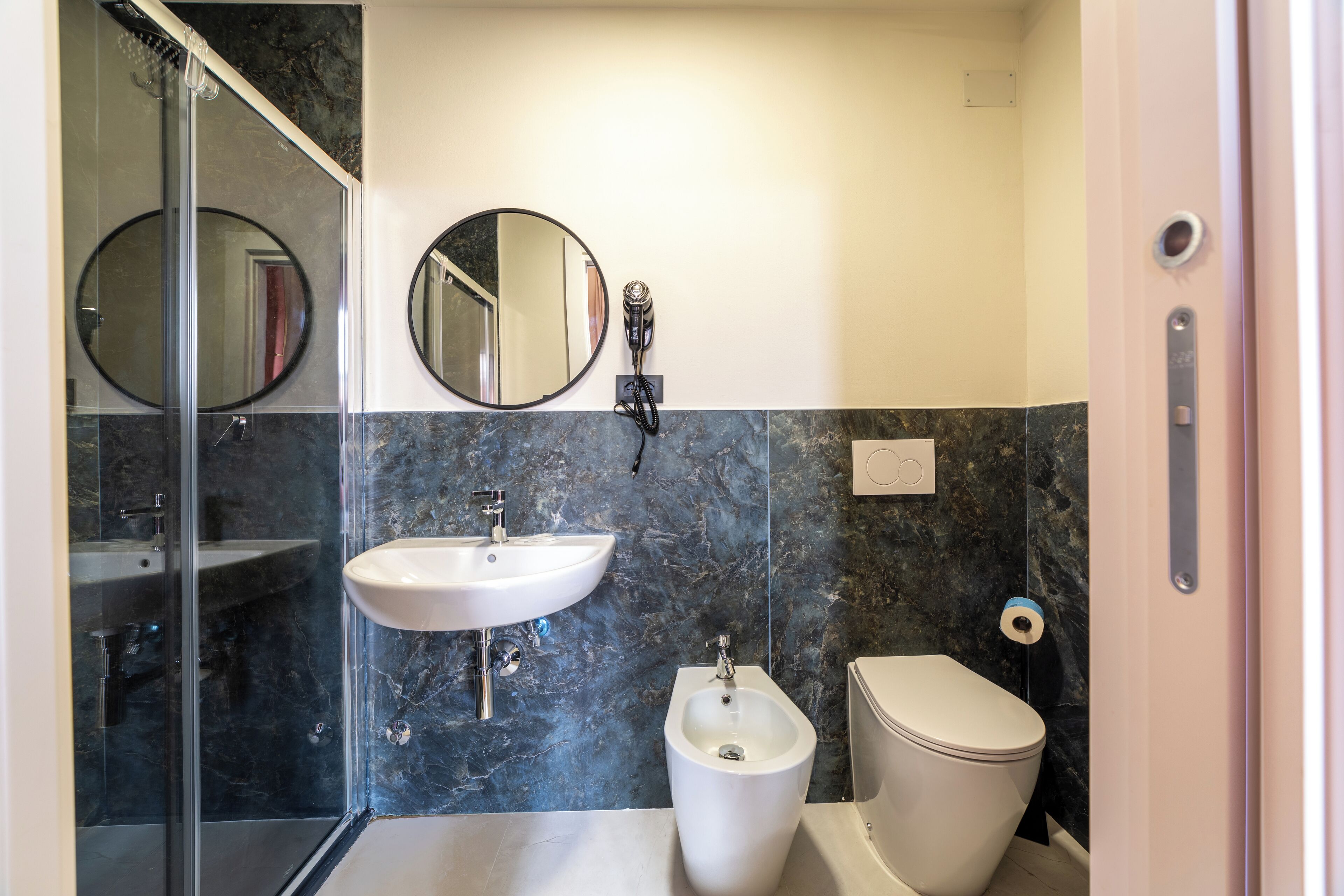 Photo - Residenza d'Epoca White Room