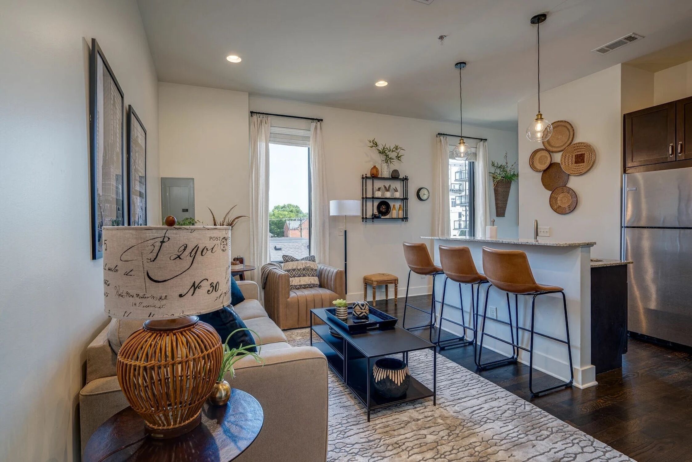 Whiskey Blues Retreat – Chic Loft in Desirable West End! Walk to Everything