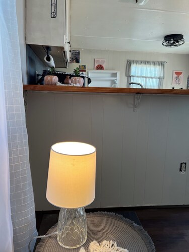 Charming mobile home close to downtown Saratoga with AC in Saratoga